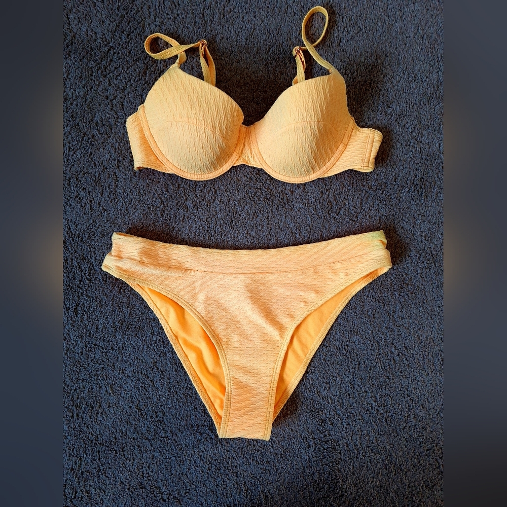 Ladies Yellow Classic Cut Textured Bikini - Size Medium